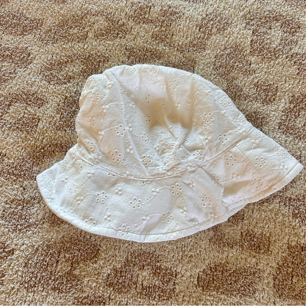 Carter's White Eyelet Sun Hat for Kids 6-12 m
